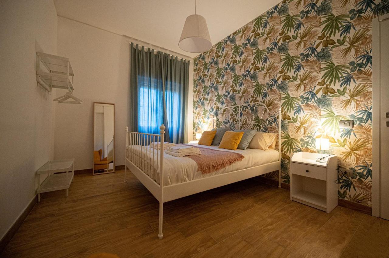 Casa Vacanze Partenope Lägenhet Neapel Exteriör bild